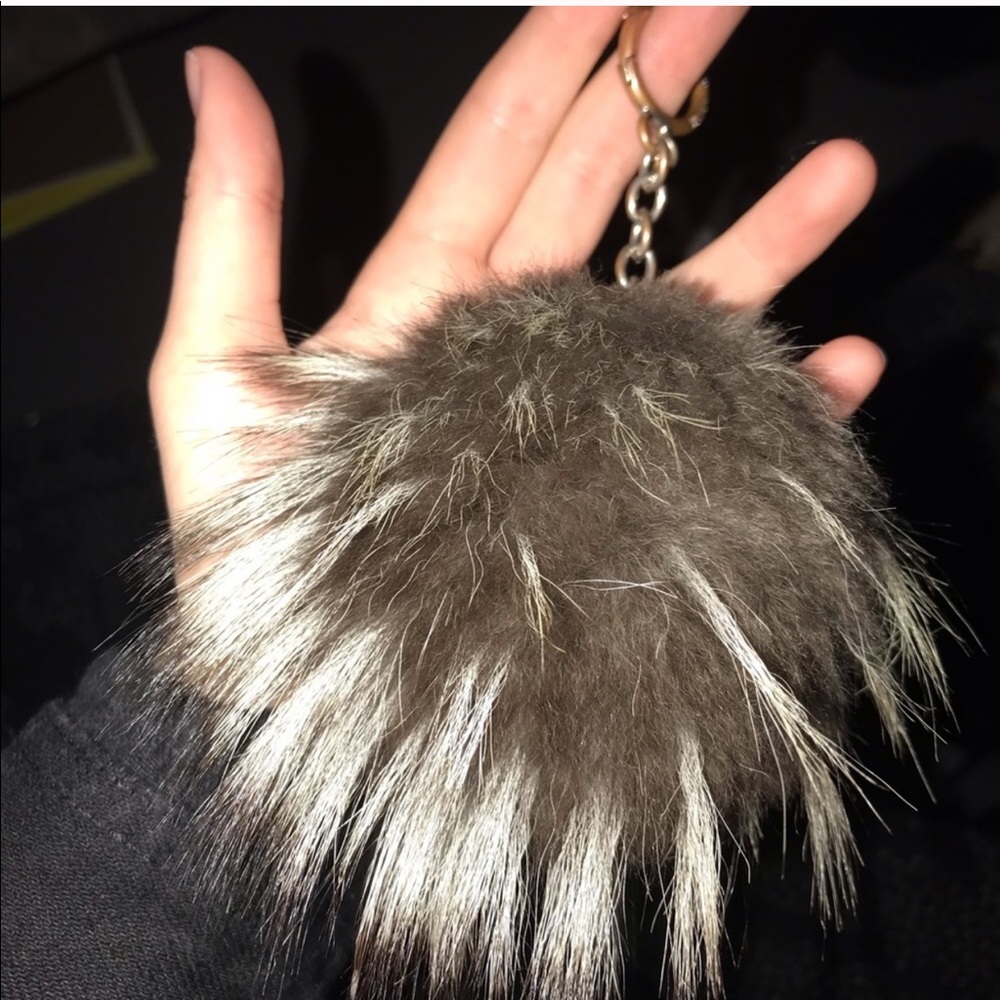 MICHAEL KORS grey puffball keychain